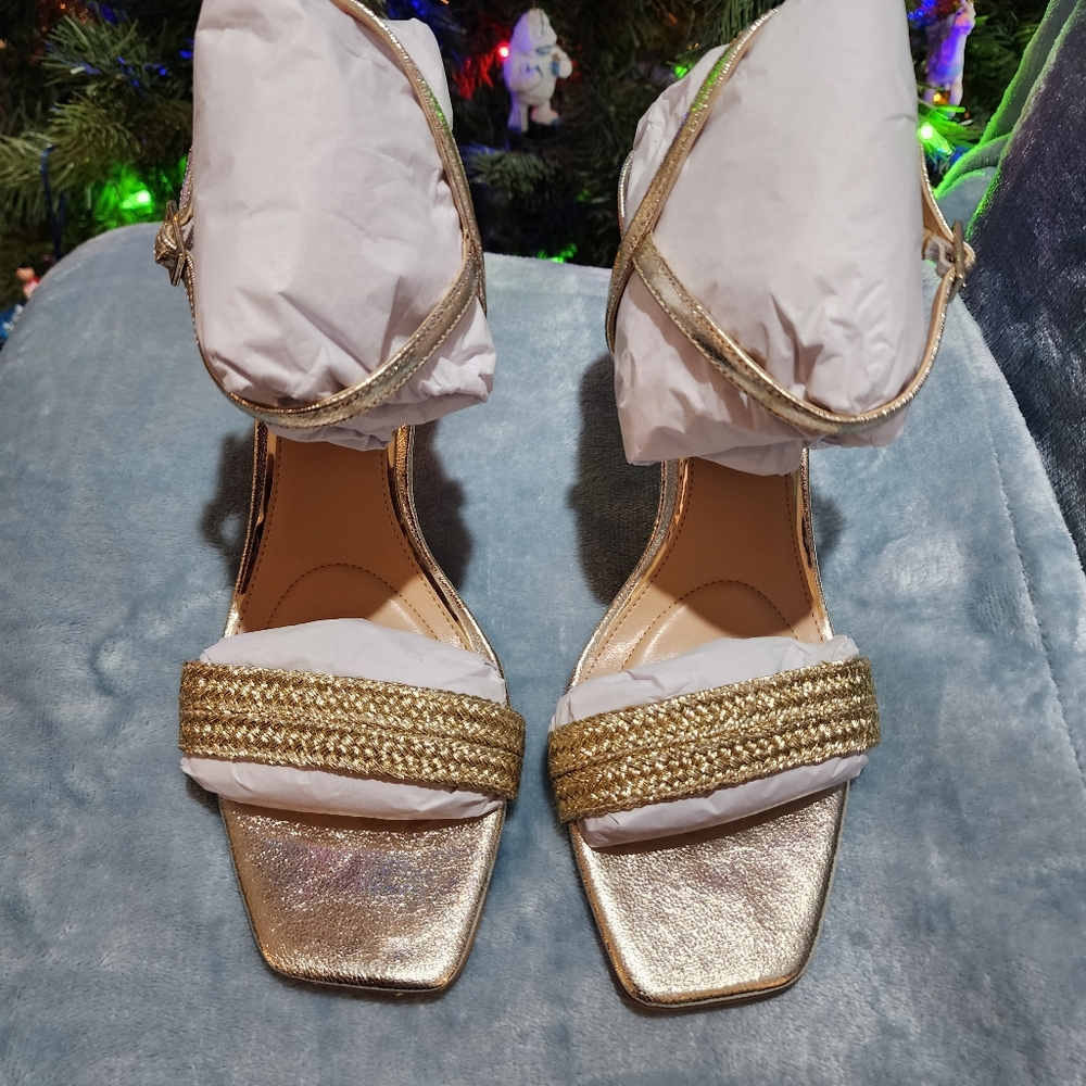 Badgley Mischka sz 10 Rose Gold